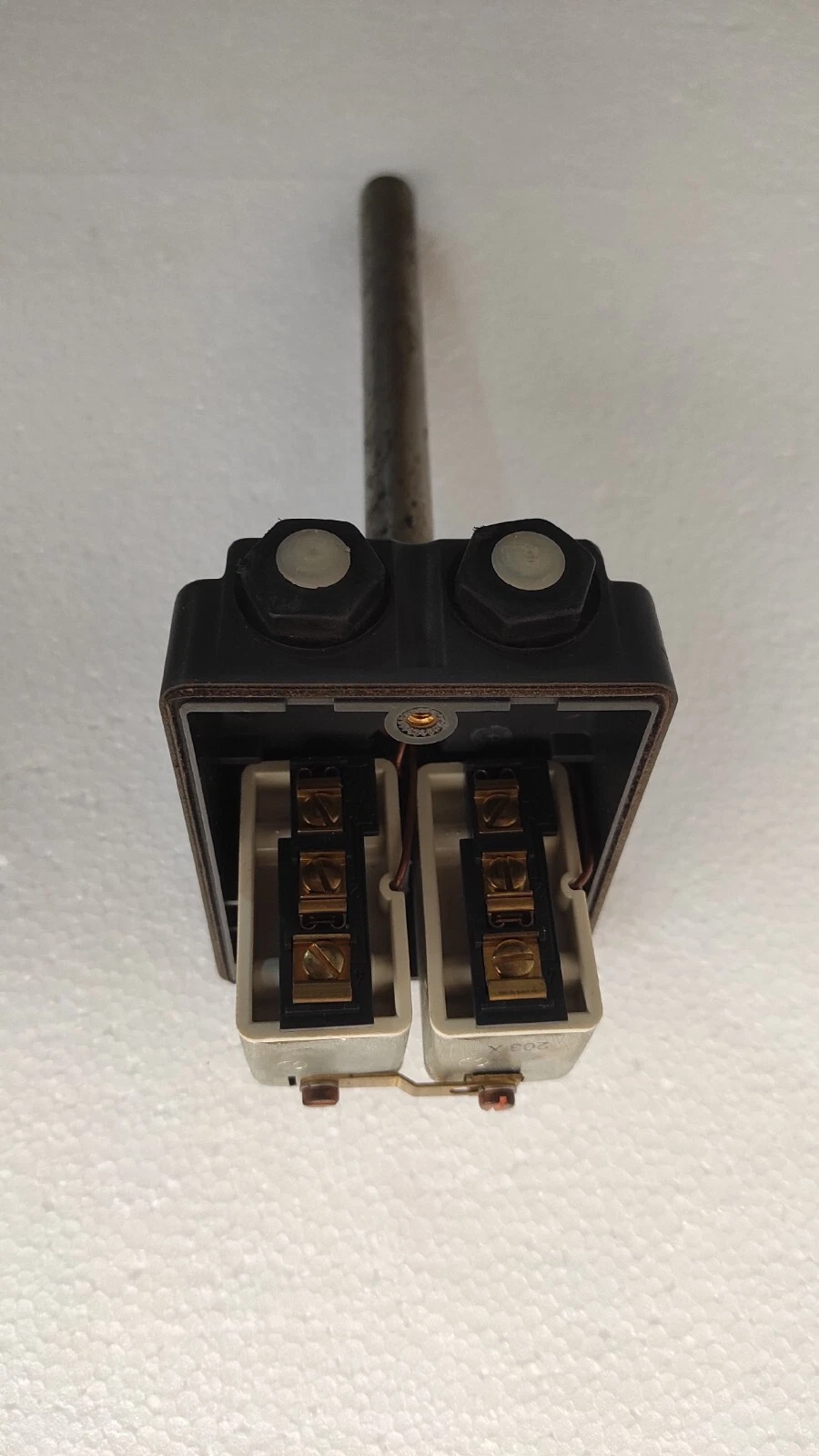 admin/uploads/uploads/Jumo AMV-2-2 Two Point Thermostat_3.webp